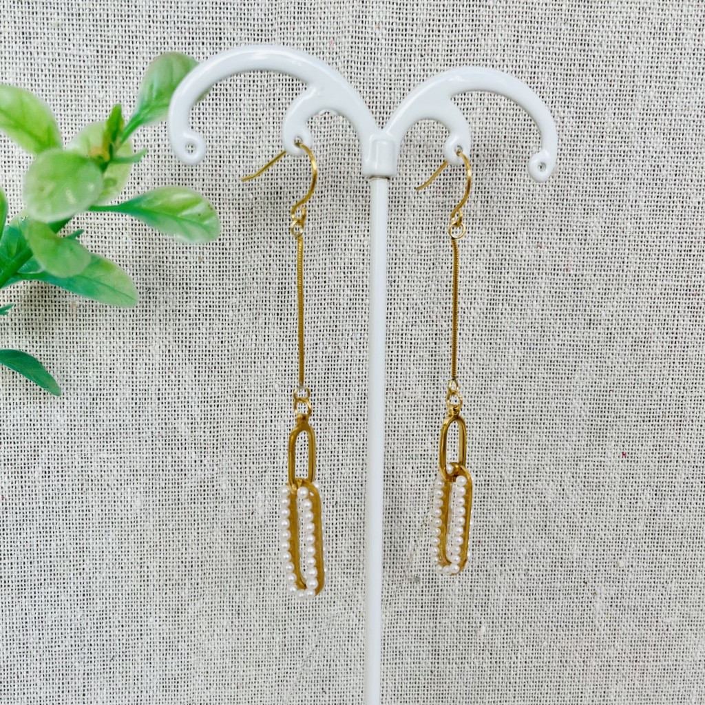 Stainless steel pearl earrings